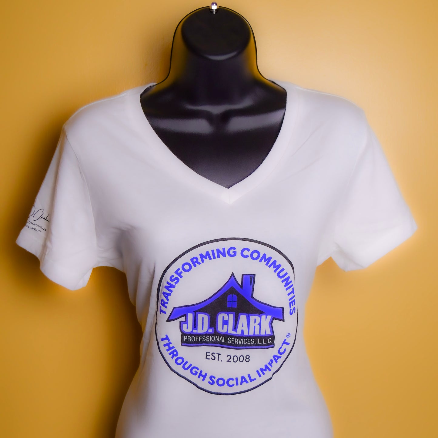 Women's Transforming Circle Short Sleeve V-Neck T-Shirt
